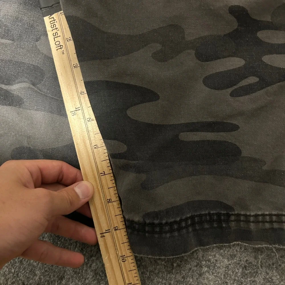 Unionbay Grey Camo Cargo Shorts Baggy Skater Y2K Vintage Size 38